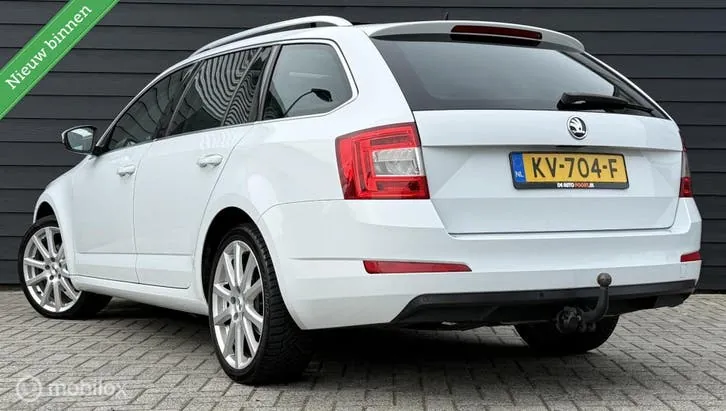 Skoda Octavia 2017 photo 2