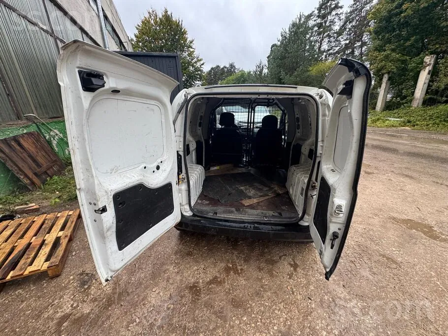 Peugeot Bipper 2012 photo 3