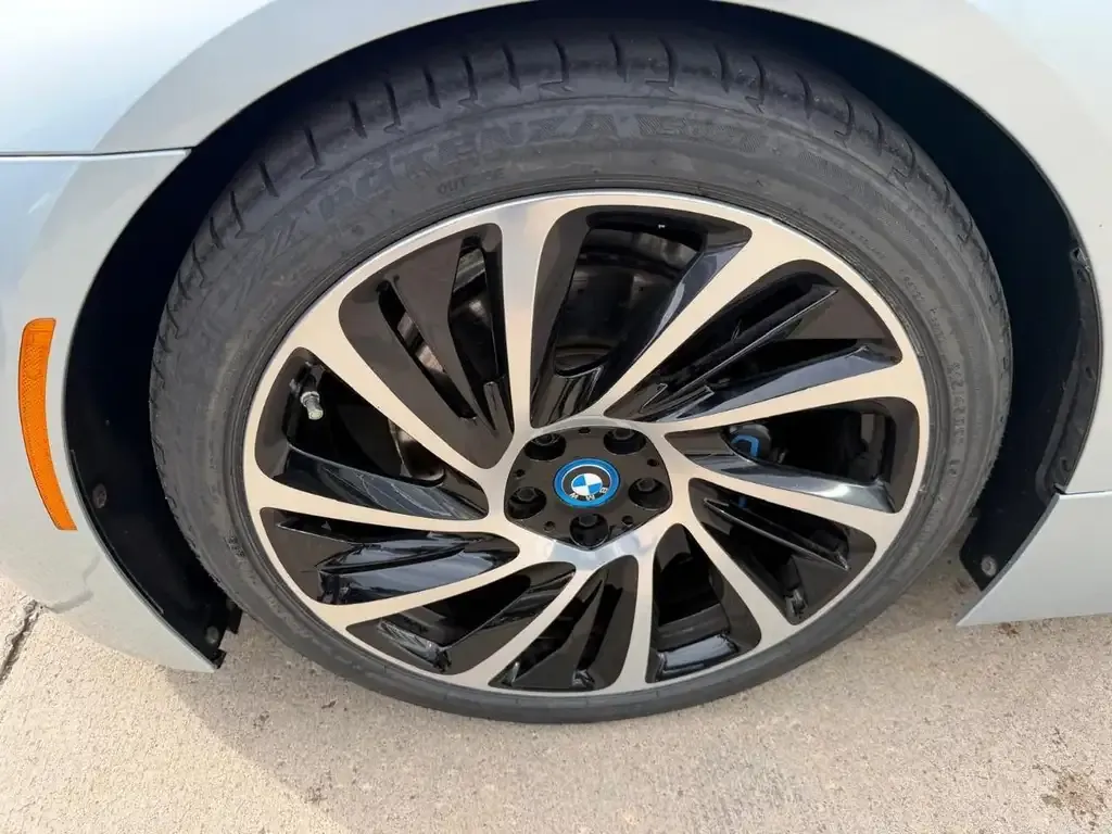 BMW I8 2016 photo 5