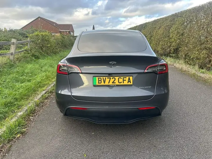 Tesla Model Y 2022 photo 4