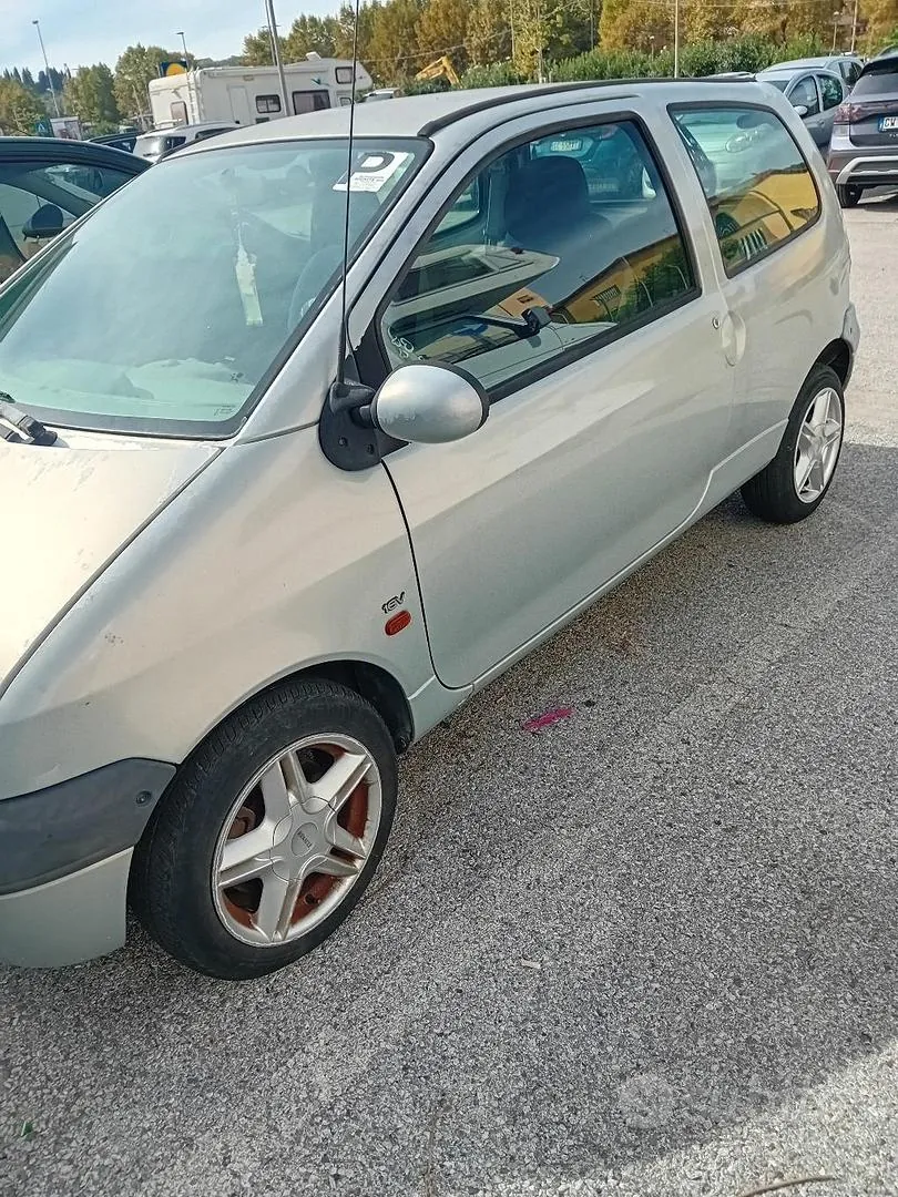 Renault Twingo 2002 photo 2