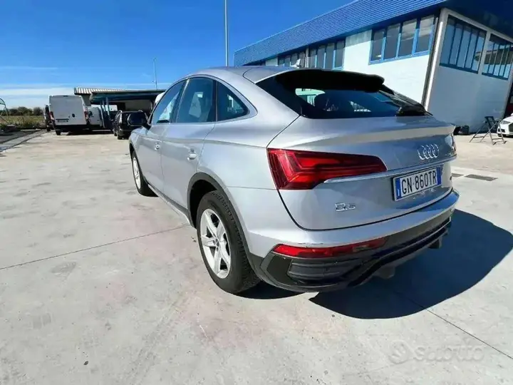 Audi Q5 2023 photo 3