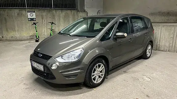 Ford S-Max