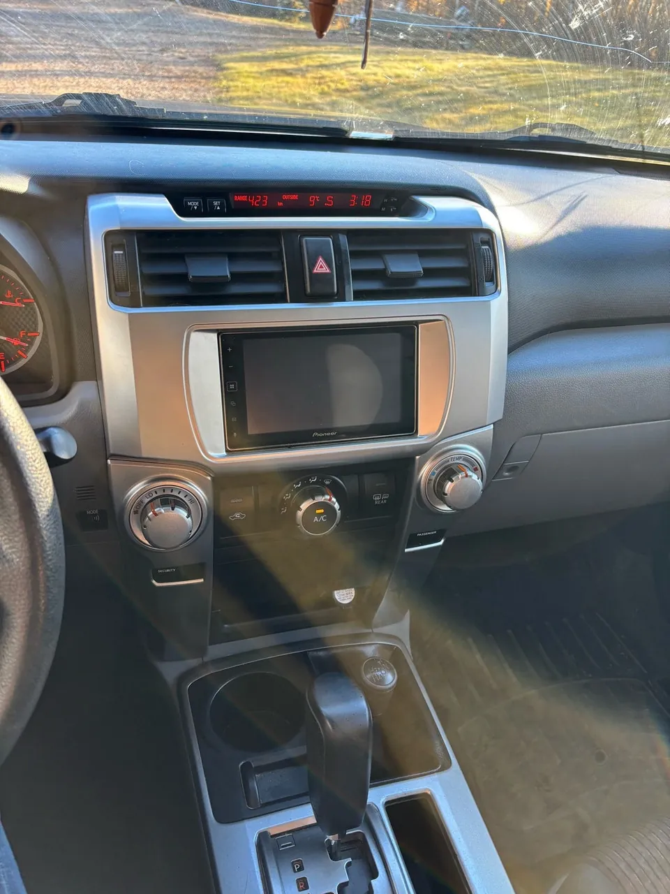 Toyota 4Runner 2012 photo 5