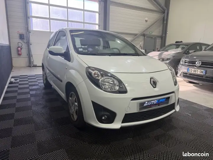 Renault Twingo 2011 photo 3