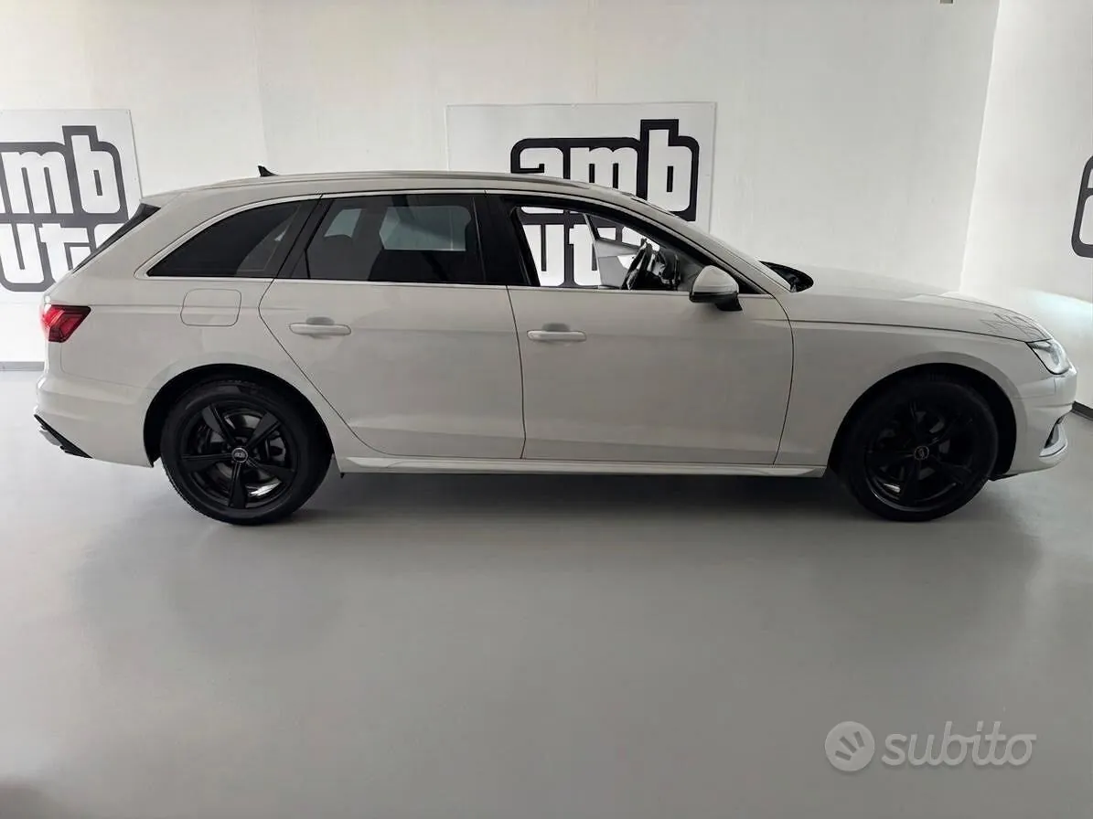 Audi A4 Avant 2024 photo 3