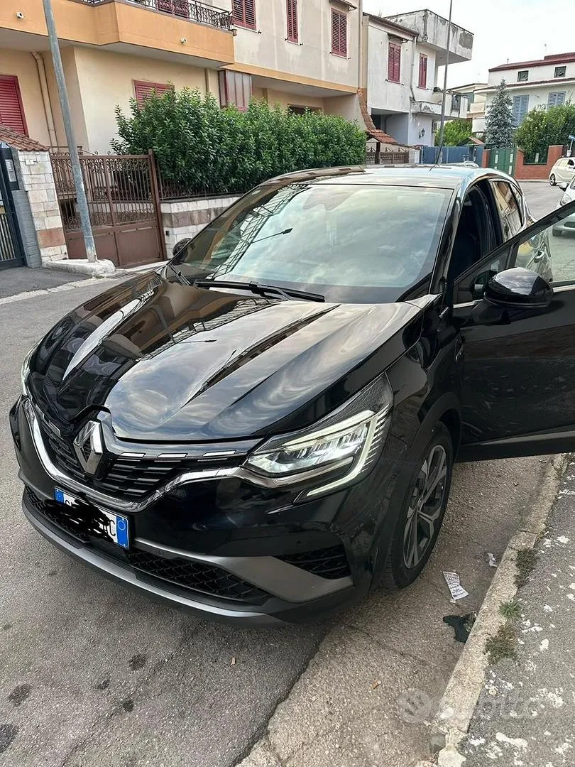 Renault Captur 2022 photo 2