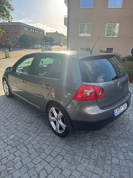 Volkswagen Golf 5 2008 photo 2