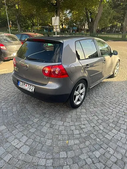 Volkswagen Golf 5