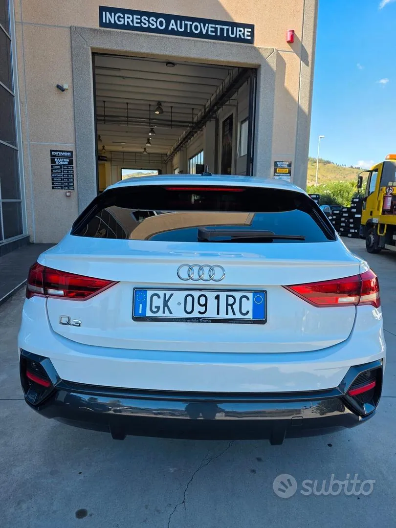 Audi Q3 2022 photo 4