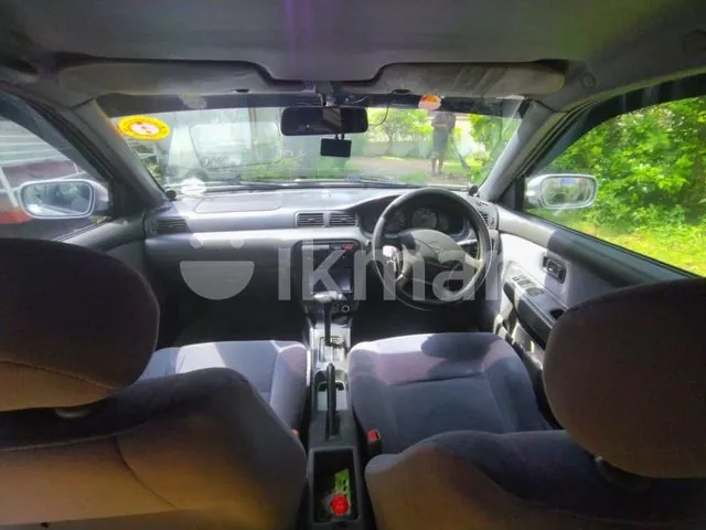 Nissan Sunny 1996 photo 5