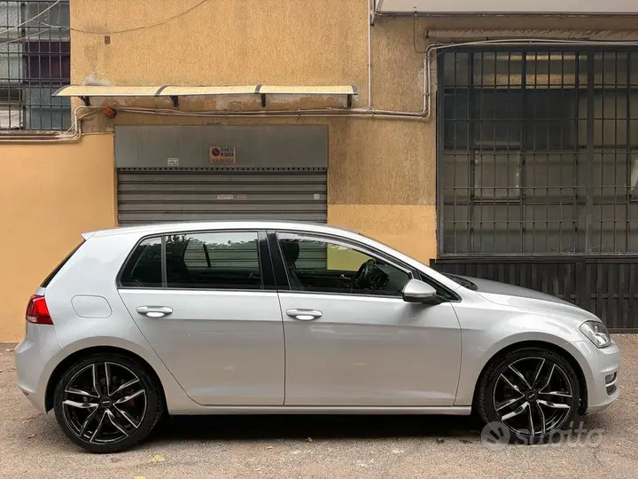 Volkswagen Golf 2013 photo 3