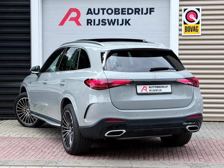 Mercedes-Benz Glc 2025 photo 3