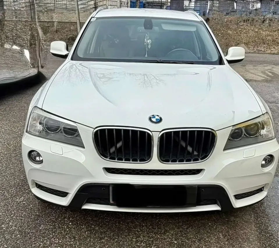 BMW X3 2011 photo 2