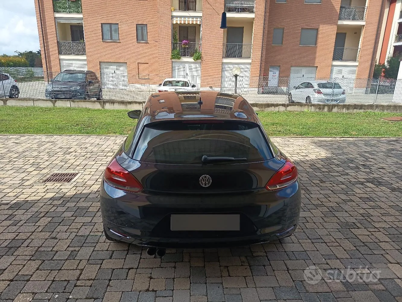 Volkswagen Scirocco 2011 photo 4