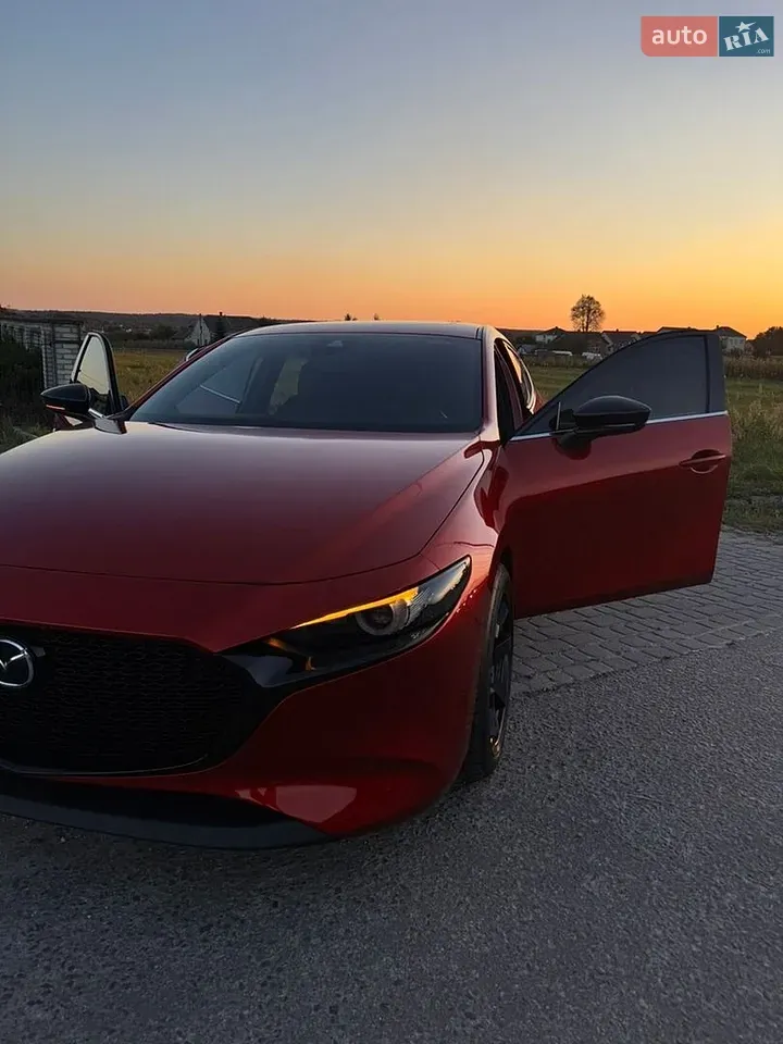 Mazda 3 2022 photo 4
