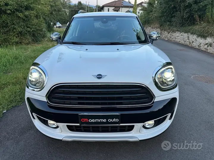 Mini Countryman 2019 photo 2