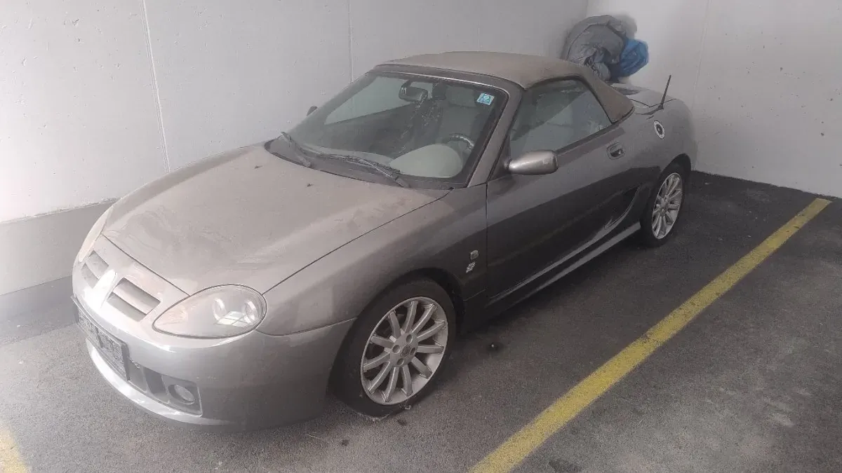 MG Mg Tf 2002 photo 2