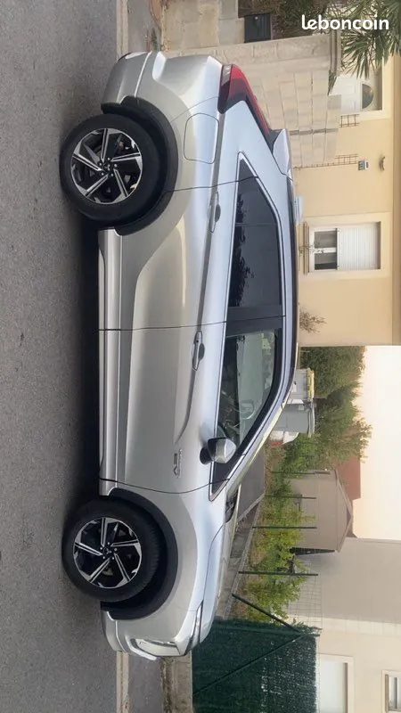 Mitsubishi Eclipse Cross 2022 photo 3
