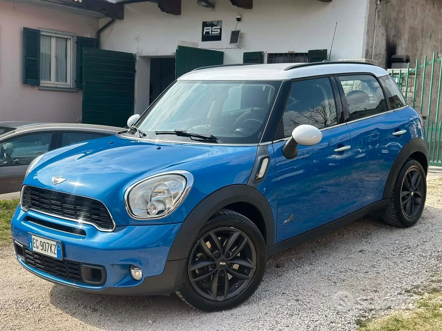 Mini Mini Countryman