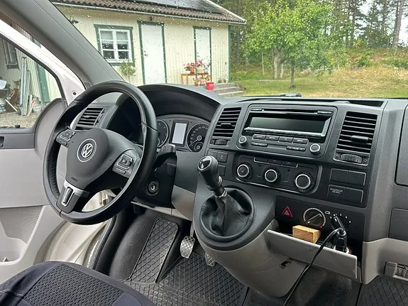 Volkswagen Transporter 2015 photo 4