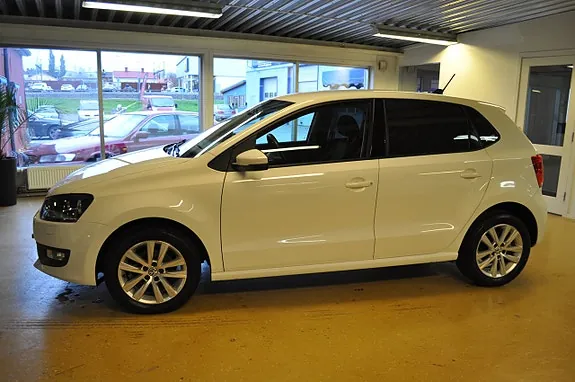 Volkswagen Polo 2014 photo 3