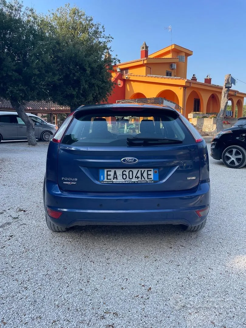 Ford Focus 2009 photo 4