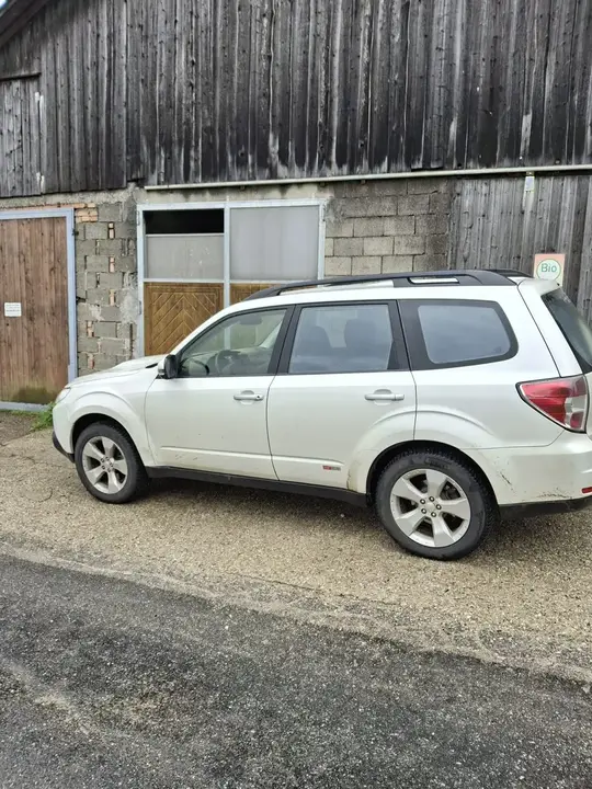 Subaru Forester 2013 photo 2