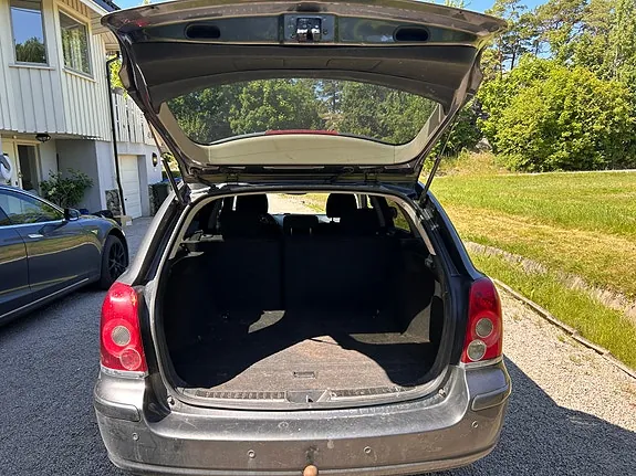 Toyota Avensis 2007 photo 5