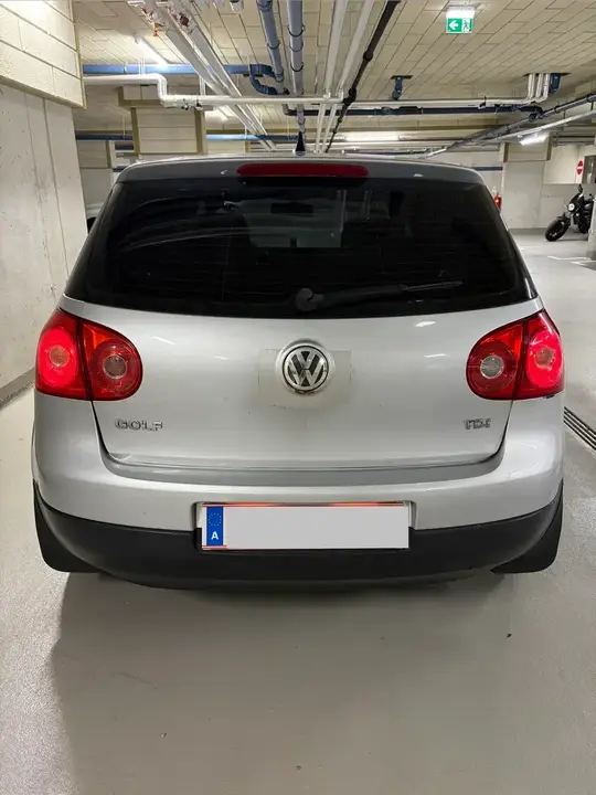 Volkswagen Golf 2005 photo 2