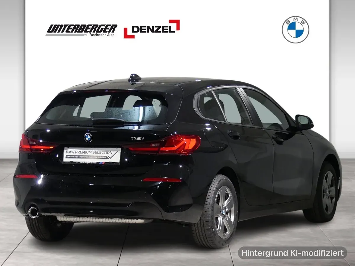 BMW 1 Series 2024 photo 2