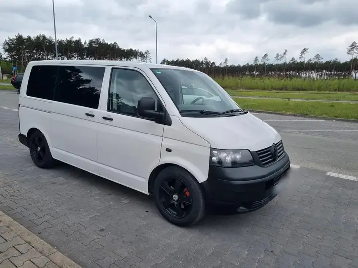 Volkswagen Transporter Caravelle