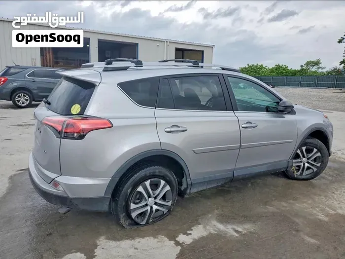 Toyota Rav4 2018 photo 4