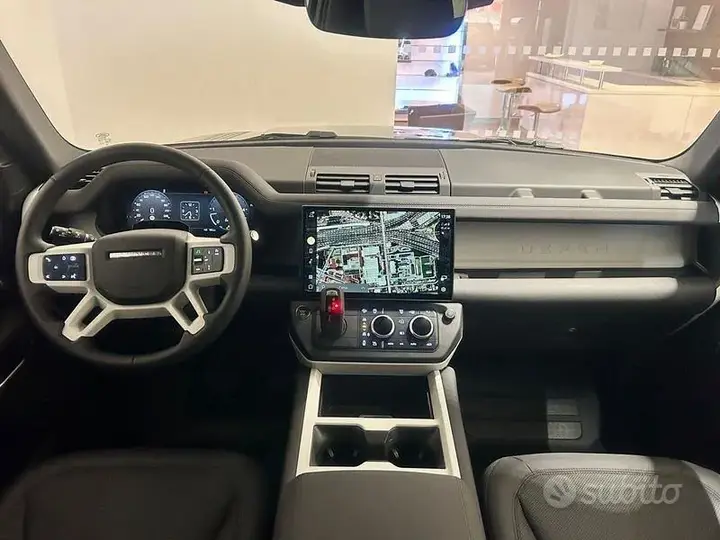Land Rover Defender 2026 photo 4