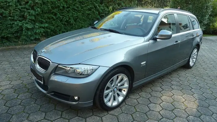 BMW 325I