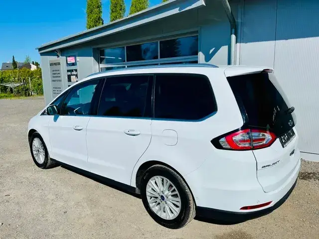 Ford Galaxy 2018 photo 3