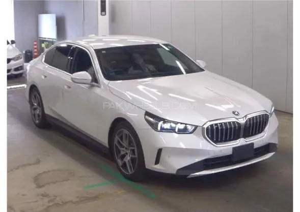 BMW I5