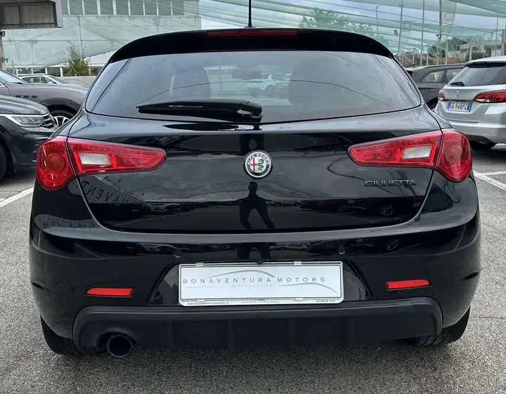 Alfa Romeo Giulietta 2019 photo 5