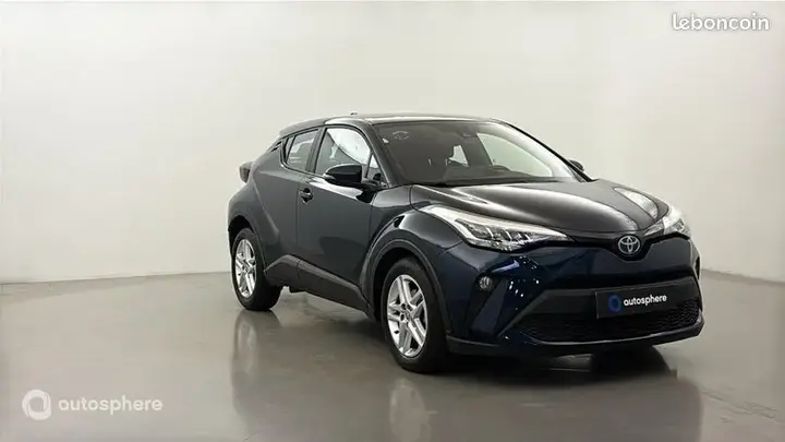 Toyota C-Hr 2023 photo 3