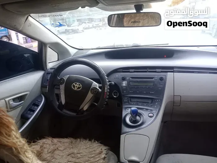 Toyota Prius 2010 photo 2