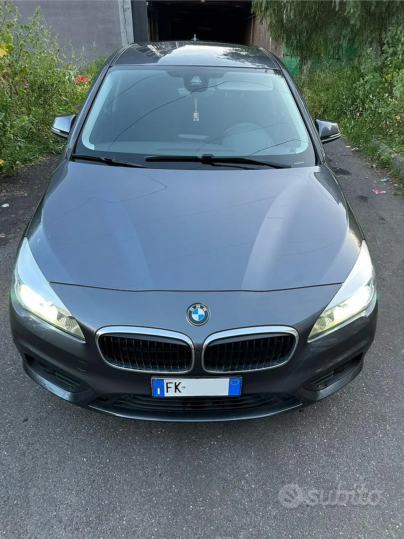 BMW 2 Series Active Tourer 2018 photo 2