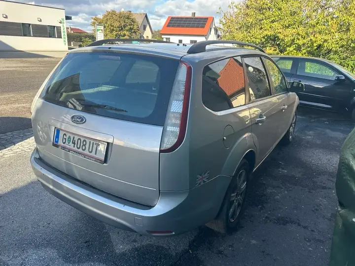 Ford Focus 2008 photo 3