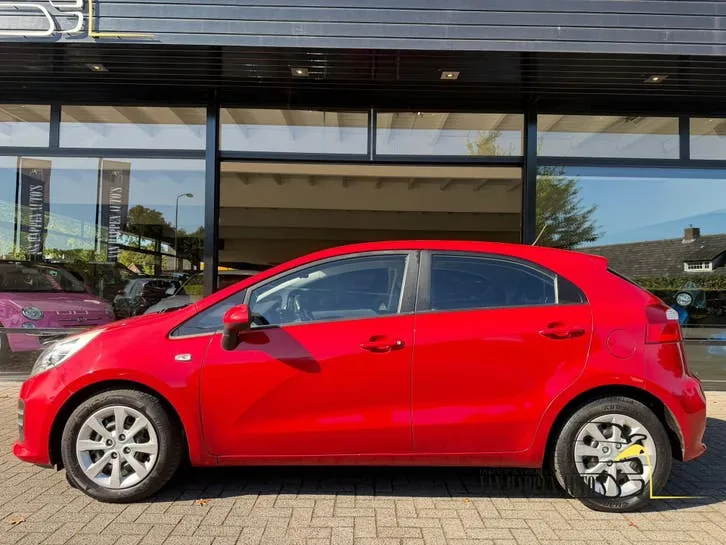 Kia Rio 2015 photo 2