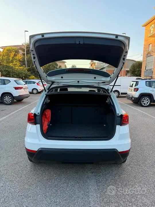 Seat Arona 2019 photo 5