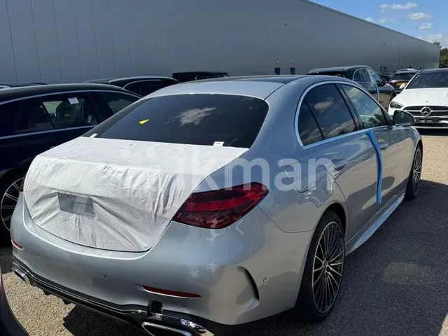 Mercedes-Benz C200 2026 photo 2