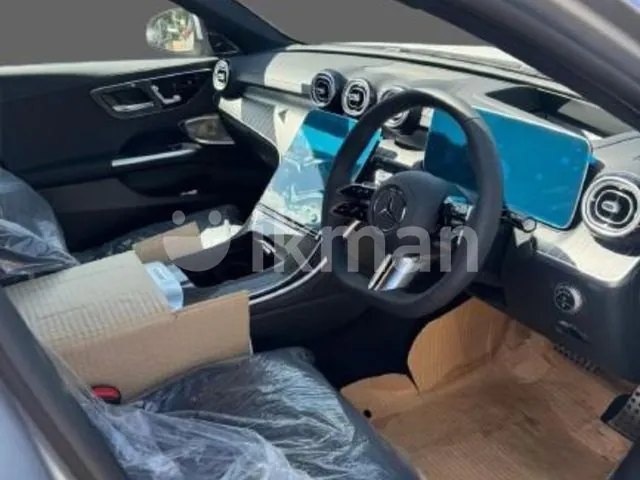 Mercedes-Benz C200 2026 photo 3