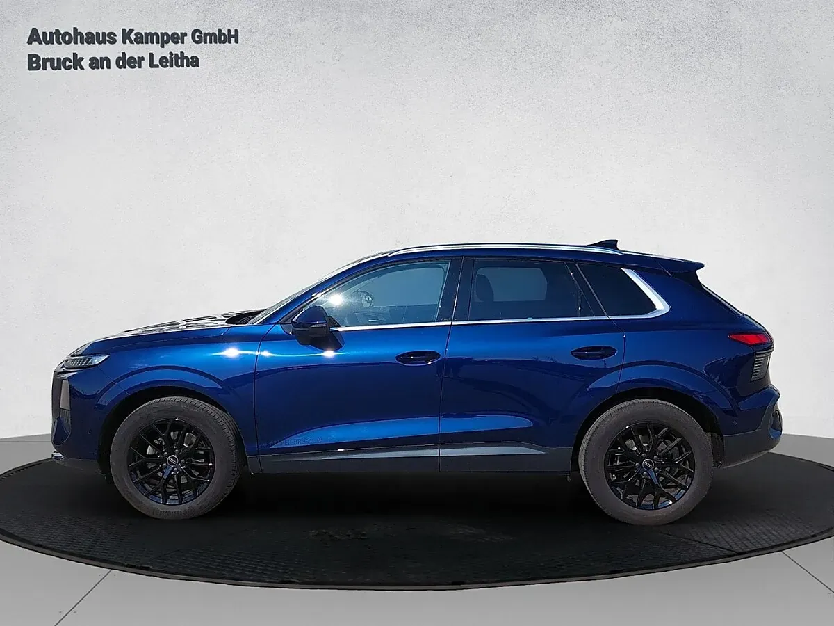 Audi Q3 2026 photo 2