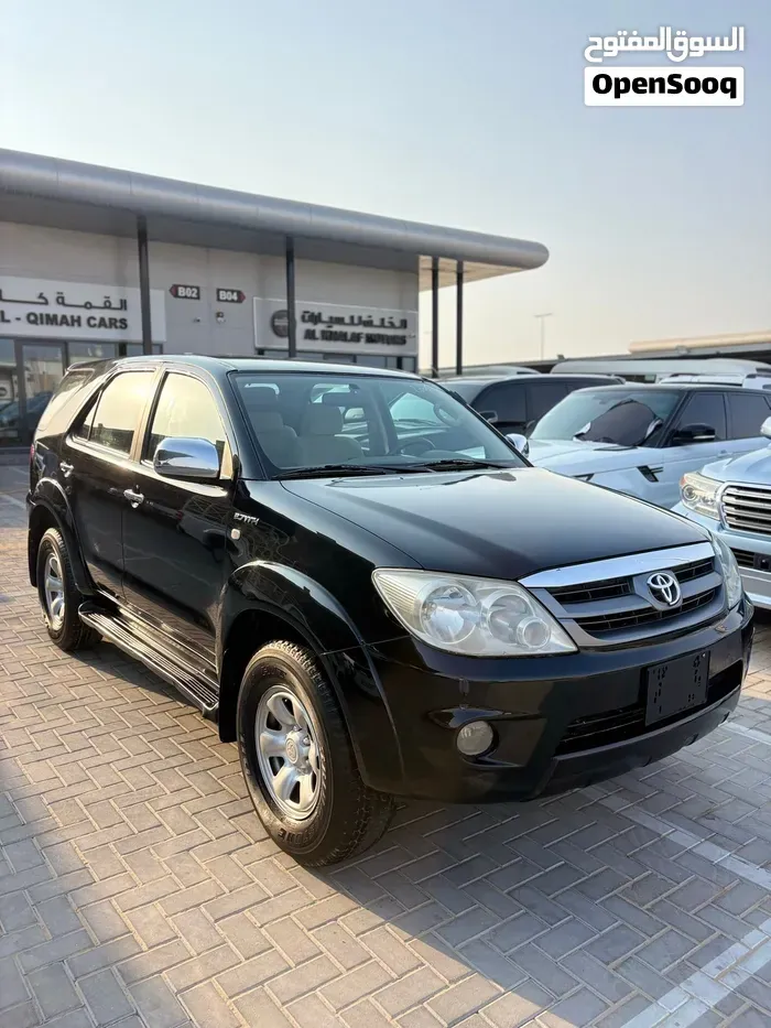 Toyota Fortuner 2006 photo 2