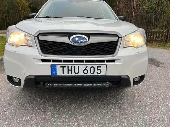 Subaru Forester 2014 photo 3