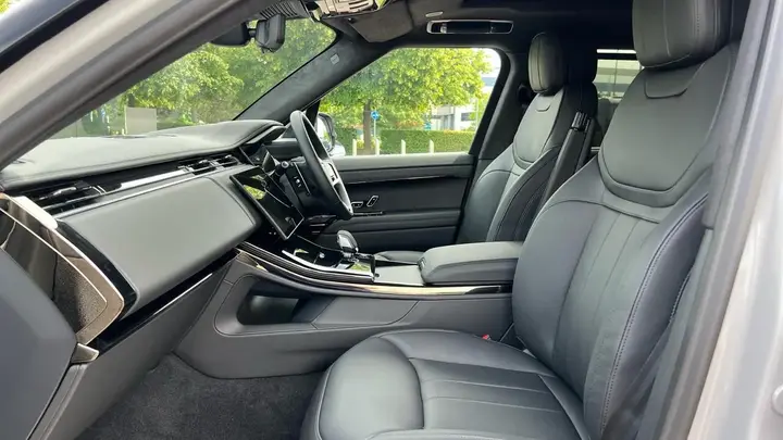 Land Rover Range Rover Sport photo 3